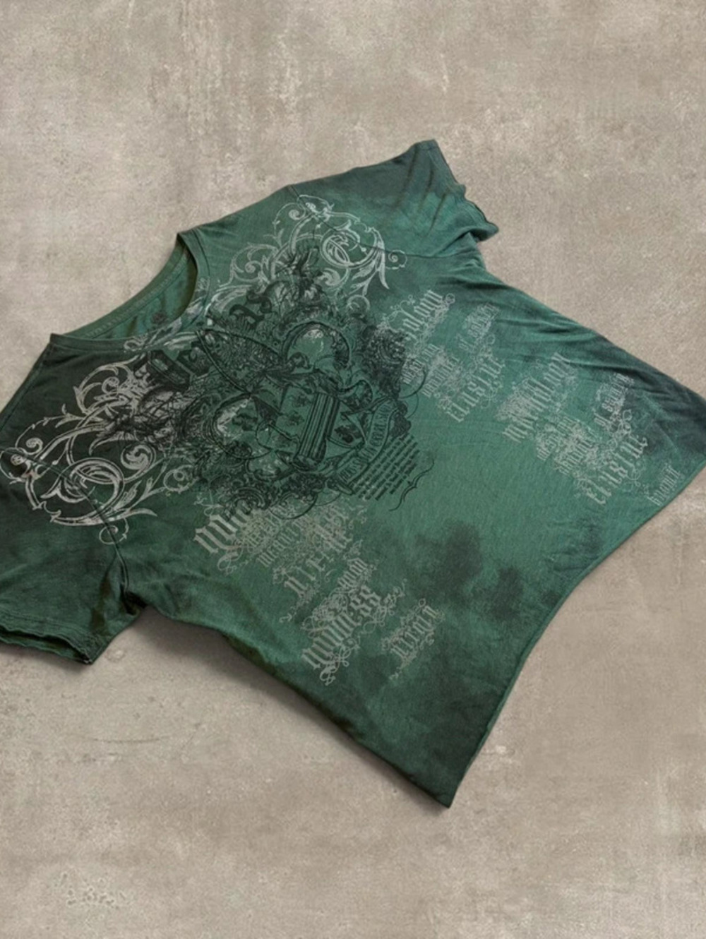 Helix Graphic T-Shirt Mens XL Fits L Vintage Green Y2K Affliction Style Tee